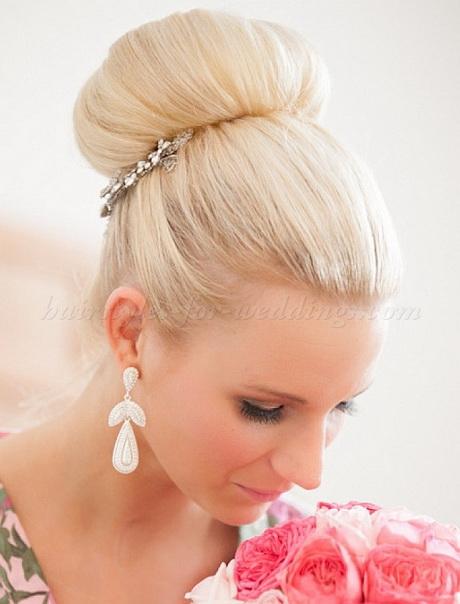 bun-bridal-hairstyles-74_15 Bun Menyasszonyi frizurák