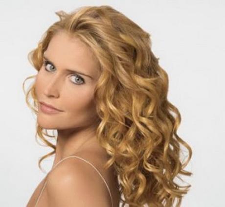 curly-styles-for-medium-length-hair-72_11 Göndör stílusok közepes hosszúságú hajhoz