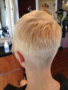 back-view-of-short-pixie-haircuts-69_11 Hátsó nézet a rövid pixie hajvágásokról