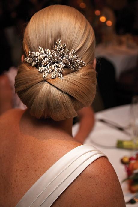 best-wedding-hair-updos-18_11 A legjobb esküvői haj updos