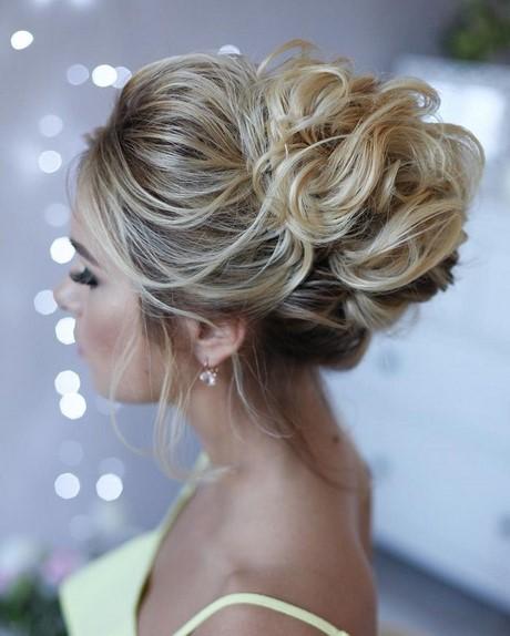bridal-hair-updo-90_5 Menyasszonyi haj frizura