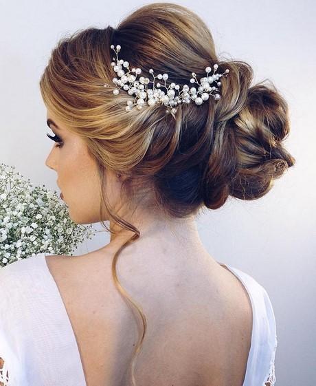 bridal-hair-updo-90_7 Menyasszonyi haj frizura