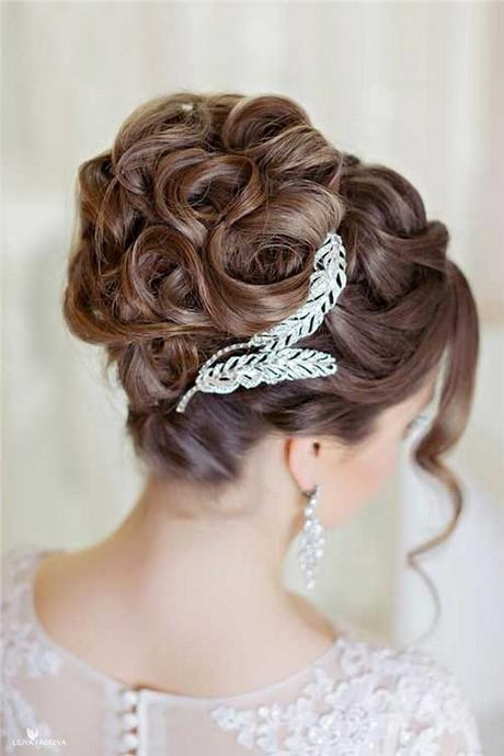 gorgeous-hairstyles-for-wedding-01 Gyönyörű frizurák esküvőre