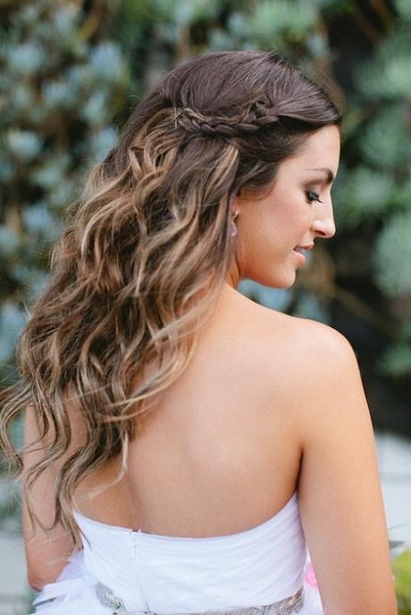 gorgeous-hairstyles-for-wedding-01_18 Gyönyörű frizurák esküvőre