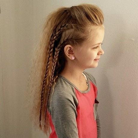 hair-style-of-girls-99_12 A lányok hajstílusa