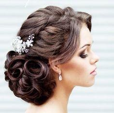 hair-styles-for-a-bride-65_4 Frizurák a menyasszony számára