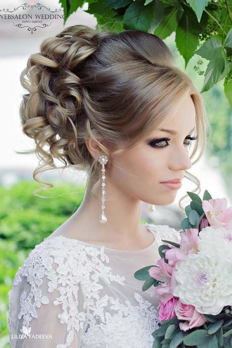hairstyle-for-wedding-bride-87_9 Frizura esküvői menyasszony