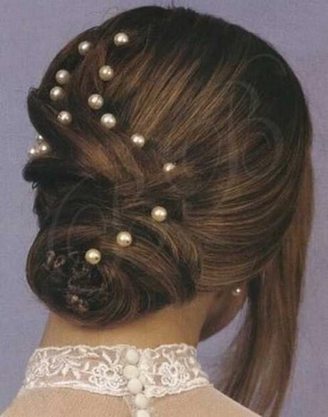 latest-bridal-hair-style-13_4 Legújabb menyasszonyi frizura