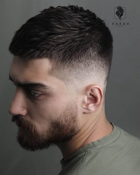 mens-short-hairstyles-2020-62_15 Férfi rövid frizurák 2020