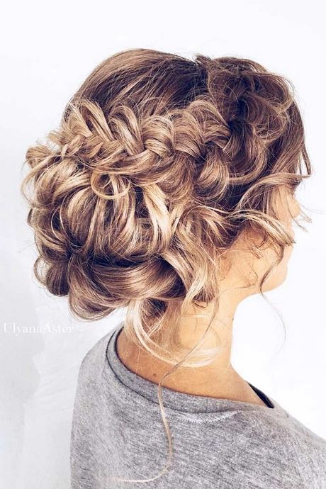 prom-updos-for-long-hair-2021-49_4 Prom updos hosszú hajra 2021
