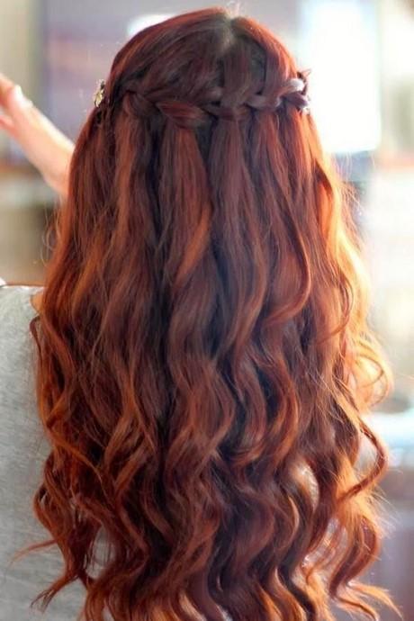 beautiful-braids-for-long-hair-75_8 Gyönyörű zsinórra hosszú haj
