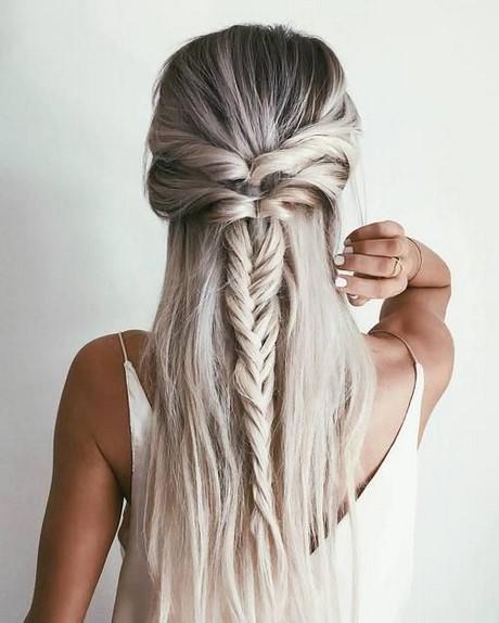 braids-for-long-hair-hairstyles-80_15 Zsinórra hosszú haj frizurák