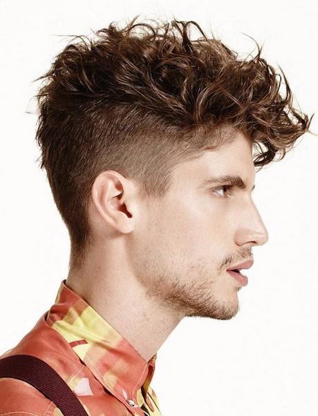 curly-hairstyles-for-men-11 Göndör frizurák férfiaknak