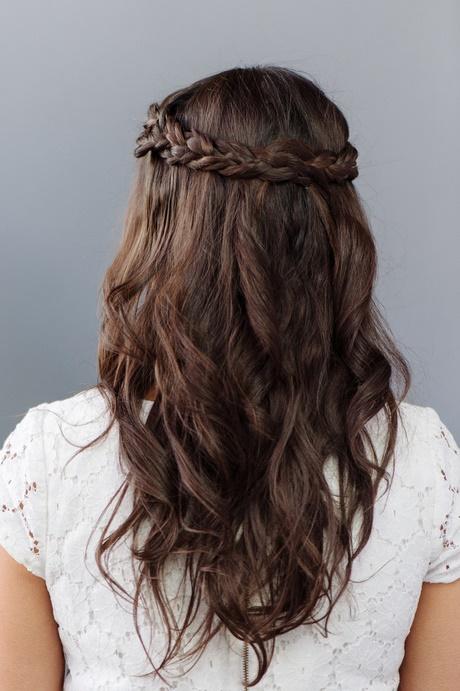 bridesmaid-hair-down-84_6 Koszorúslány haj le
