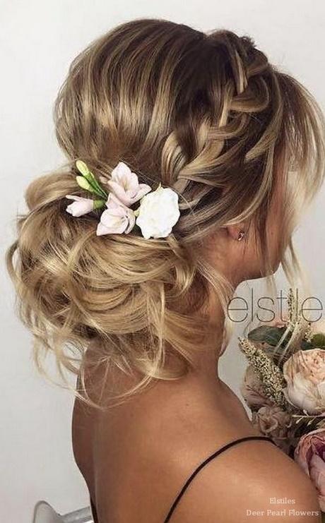 long-hair-bridal-styles-72_8 Hosszú haj Menyasszonyi stílusok