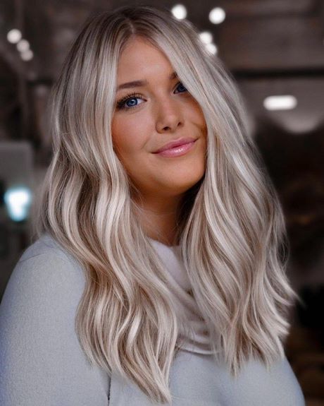 new-blonde-hairstyles-2023-78_8 Új Szőke frizurák 2023