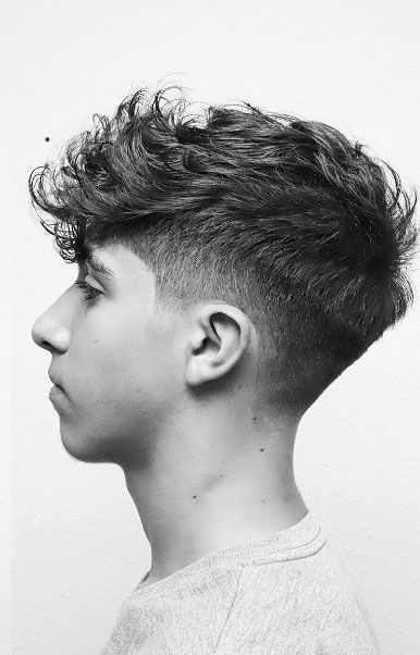 top-curly-hairstyles-2023-64_4 Top göndör frizurák 2023