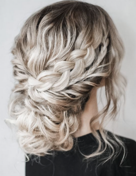 prom-updos-2022-52 Prom updos 2022
