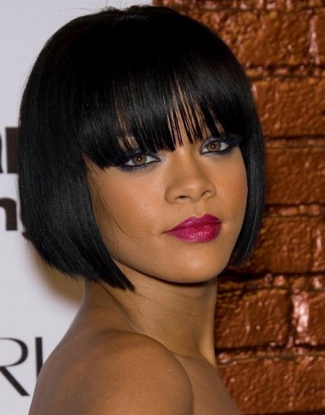 rihanna-short-hairstyles-2022-75 Rihanna rövid frizurák 2022