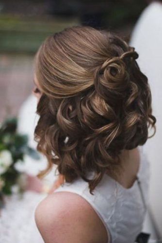 short-hair-wedding-styles-2022-09_6 Rövid haj esküvői stílusok 2022