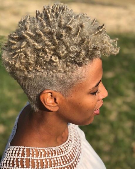 short-haircuts-for-black-women-2022-97_15 Rövid hajvágás fekete nők számára 2022