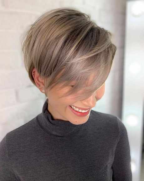 latest-short-hairstyle-for-women-2020-98_12 Legújabb rövid frizura a nők számára 2020