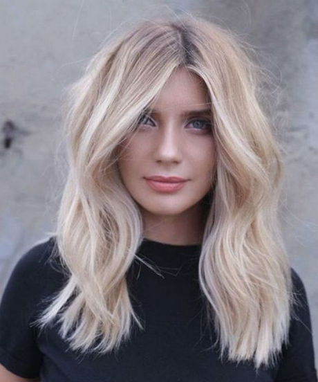 medium-blonde-hairstyles-2020-15 Közepes Szőke frizurák 2020