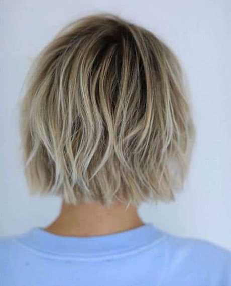 platinum-blonde-hairstyles-2020-53_15 Platina szőke frizurák 2020