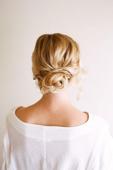 prom-hairstyles-updos-2020-41_4 Prom frizurák updos 2020