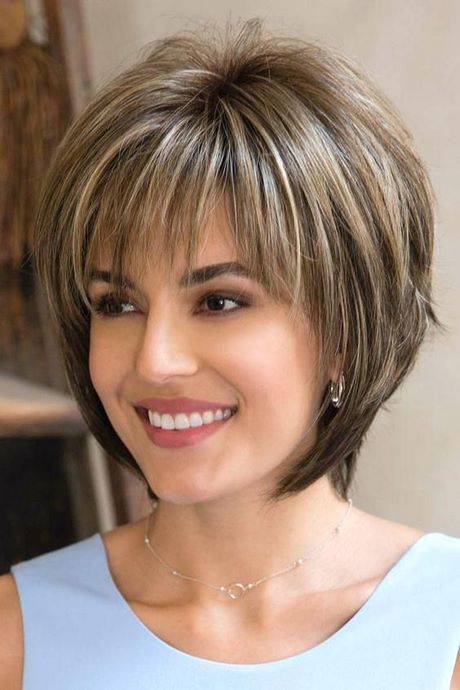 short-haircuts-for-women-over-50-in-2020-37_15 Rövid hajvágás az 50 év feletti nők számára 2020 - ban