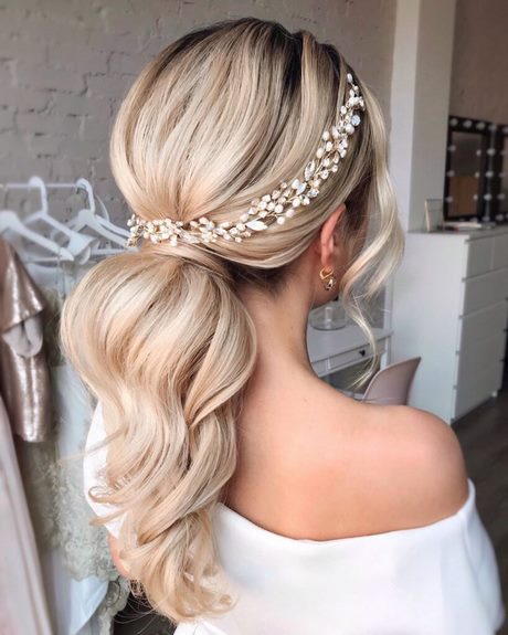 bridal-hair-2021-58_10 Menyasszonyi haj 2021