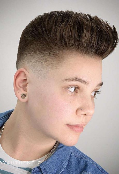 hairstyles-2021-teenagers-24_10 Frizurák 2021 tinédzserek