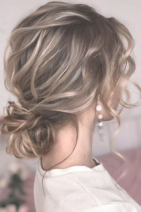 hairstyles-for-brides-2021-29_2 Frizurák menyasszony 2021