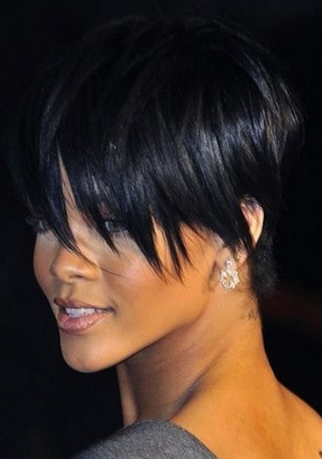 rihanna-short-hair-styles-2021-70_6 Rihanna rövid frizurák 2021