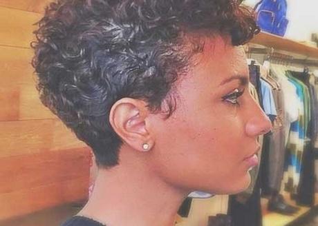 beautiful-short-hairstyles-for-black-women-25_6 Gyönyörű rövid frizurák fekete nők számára