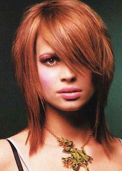 mid-length-hairstyles-and-colours-56_16 Közepes hosszúságú frizurák és színek