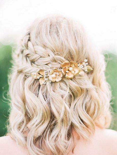 beautiful-bridesmaid-hairstyles-53 Gyönyörű koszorúslány frizurák
