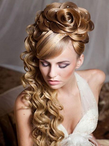 beautiful-prom-hairstyles-for-long-hair-41_3 Gyönyörű prom frizurák hosszú hajra