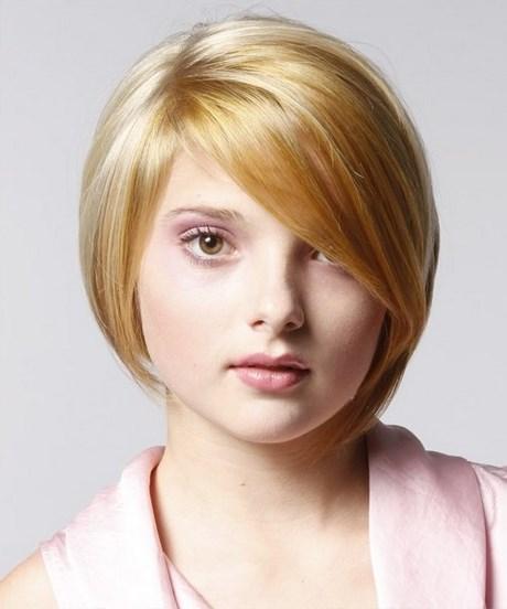 beautiful-short-hairstyles-for-round-faces-64_9 Gyönyörű rövid frizurák kerek arcokhoz