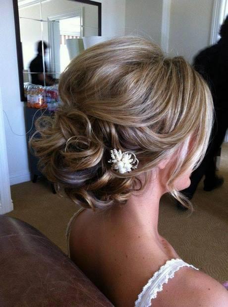 bridal-hair-pin-ups-styles-09 Menyasszonyi haj pin Ups stílusok