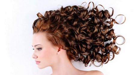 cute-and-easy-prom-hairstyles-42_14 Aranyos, könnyű szalagavató frizurák
