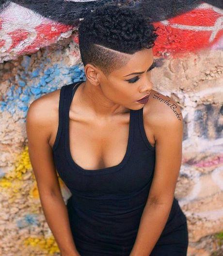 latest-hairstyles-for-african-ladies-46 Legújabb frizurák afrikai hölgyek számára
