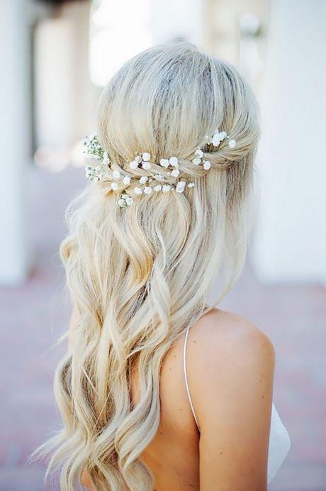 long-hairstyles-wedding-bridesmaid-64_13 Hosszú frizurák esküvői koszorúslány