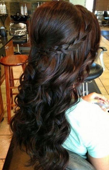 prom-hairstyles-for-long-dark-hair-46_10 Prom frizurák hosszú sötét haj