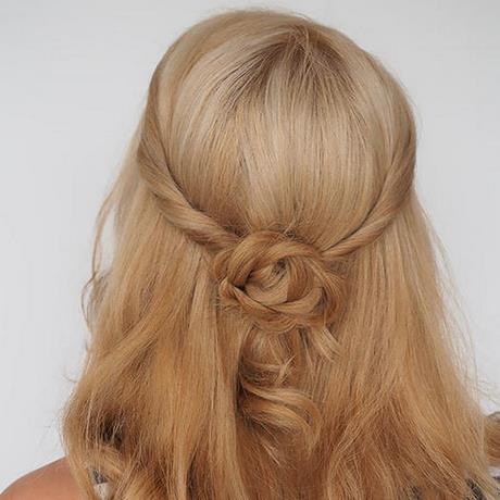 prom-hairstyles-for-medium-long-hair-60_14 Prom frizurák közepes hosszú haj