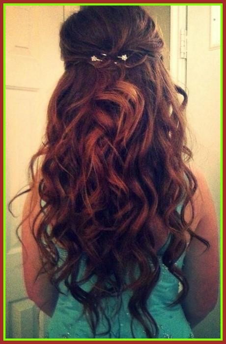 prom-updos-for-long-curly-hair-38_16 Prom updos hosszú göndör hajra