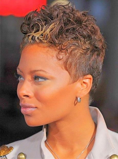 short-hairstyles-for-african-american-ladies-52_6 Rövid frizurák afro-amerikai hölgyek számára