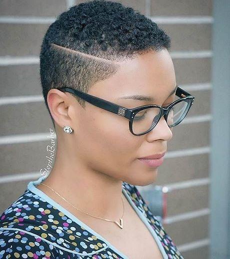 short-hairstyles-for-black-african-women-48 Rövid frizurák fekete afrikai nők számára