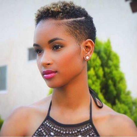 short-hairstyles-for-black-african-women-48_10 Rövid frizurák fekete afrikai nők számára
