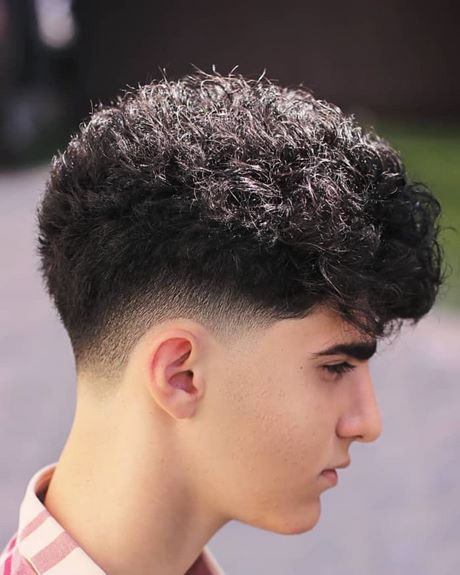 best-haircuts-for-curly-hair-2022-17_5 A legjobb hajvágás göndör hajra 2022